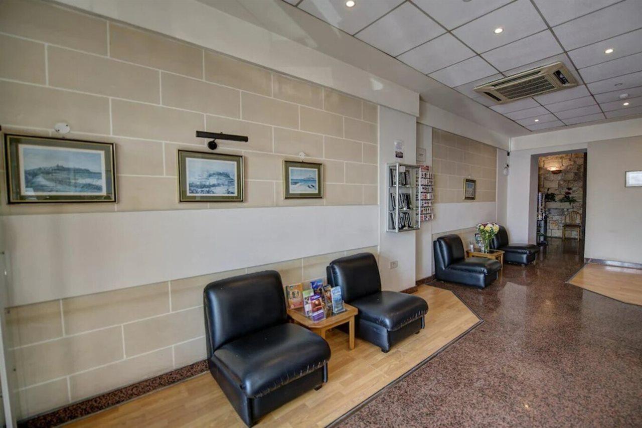Sliema Chalet Hotel Εξωτερικό φωτογραφία