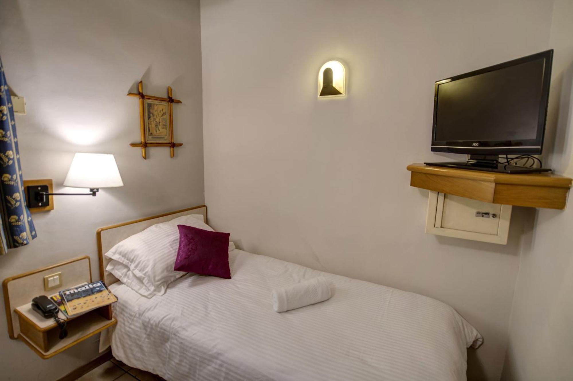 Sliema Chalet Hotel Δωμάτιο φωτογραφία