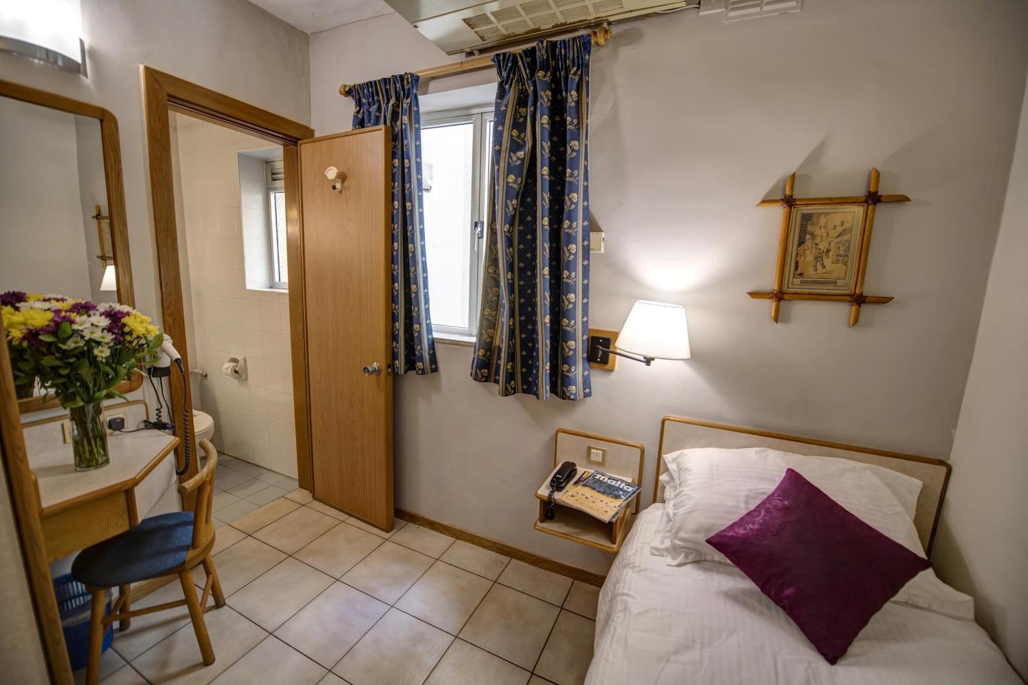 Sliema Chalet Hotel Δωμάτιο φωτογραφία